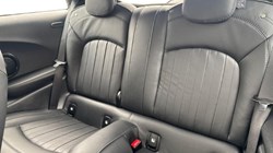 2022 (72) MINI HATCHBACK 1.5 Cooper Exclusive 3dr Auto 5654838