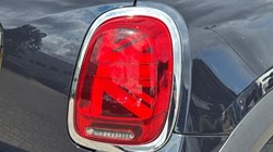 2022 (72) MINI HATCHBACK 1.5 Cooper Exclusive 3dr Auto 5654873