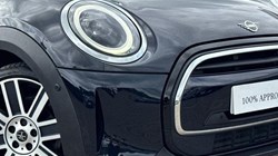 2022 (72) MINI HATCHBACK 1.5 Cooper Exclusive 3dr Auto 5654867