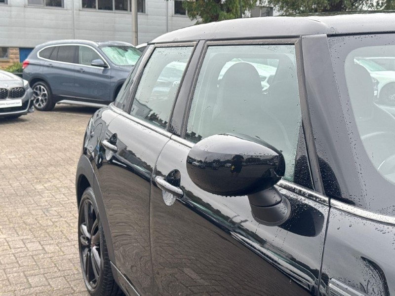 2023 (23) MINI HATCHBACK 1.5 Cooper Sport Premium 5dr Auto 5719354