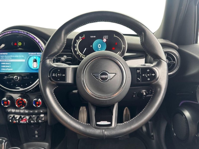 2023 (23) MINI HATCHBACK 1.5 Cooper Sport Premium 5dr Auto 5719311