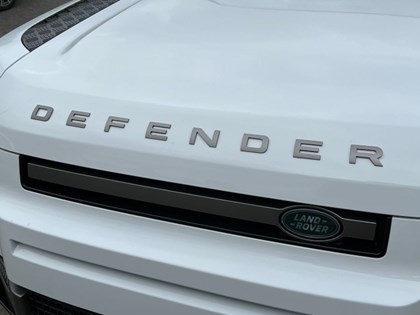 2022 (72) LAND ROVER DEFENDER 3.0 D250 X-Dynamic SE 90 3dr Auto
