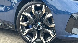 2025 (75) BMW 5 SERIES 520i M Sport 4dr Auto 5656087