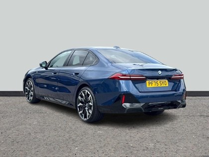 2025 (75) BMW 5 SERIES 520i M Sport 4dr Auto