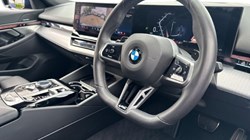 2025 (75) BMW 5 SERIES 520i M Sport 4dr Auto 5656049