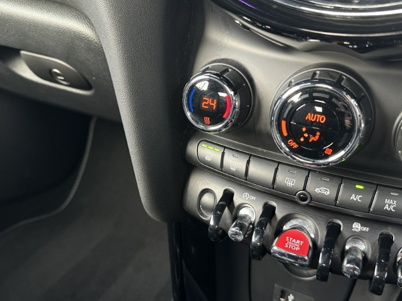 2022 (72) MINI CONVERTIBLE 2.0 Cooper S Exclusive 2dr Auto 5607213