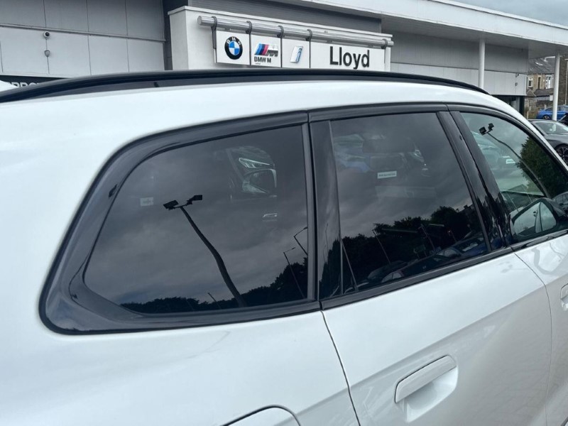 2024 (24) BMW iX1 150kW eDrive20 M Sport 65kWh 5dr Auto 5644554