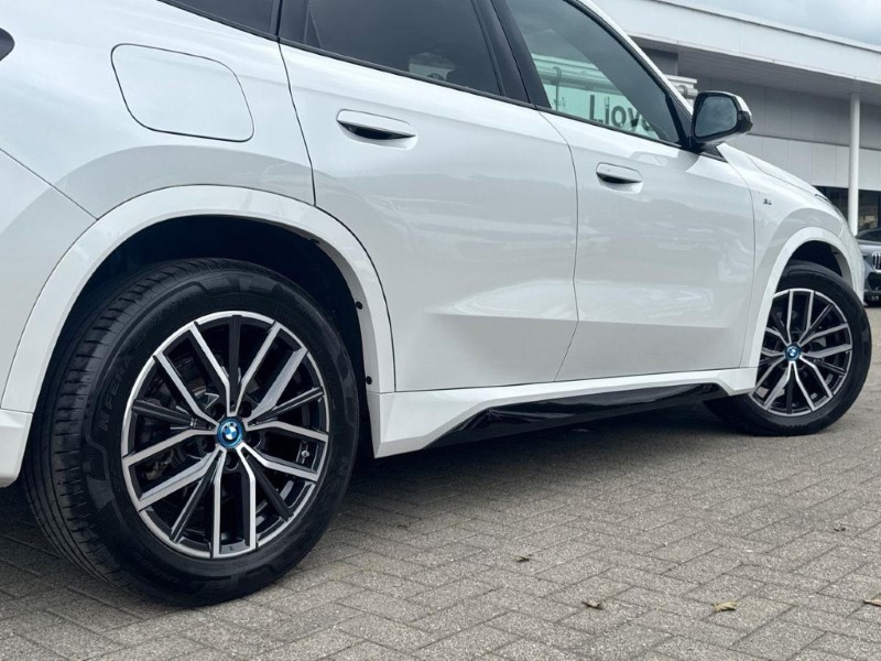 2024 (24) BMW iX1 150kW eDrive20 M Sport 65kWh 5dr Auto 5644551