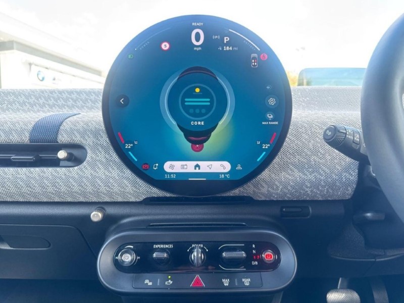 2024 (74) MINI COOPER 160kW SE Exclusive 54kWh 3dr Auto 5696881