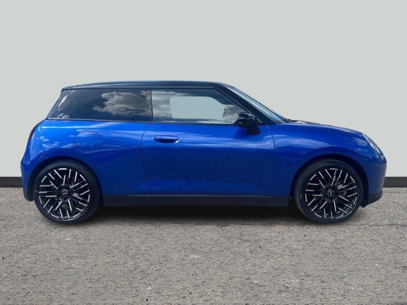 2024 (74) MINI COOPER 160kW SE Exclusive 54kWh 3dr Auto 5696853