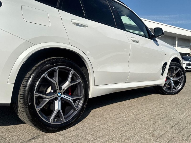 2023 (73) BMW X5 xDrive30d MHT M Sport 5dr Auto 5710484
