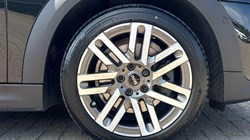 2024 (74) MINI COOPER 2.0 S Classic 3dr Auto 5711902