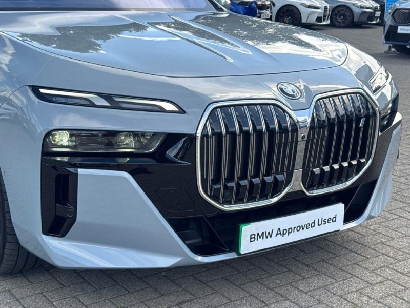 2024 (73) BMW I7 400kW xDrive60 M Sport 105.7kWh 4dr Auto 5698381