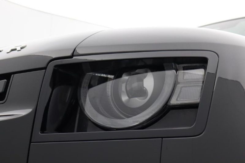 2022 (22) LAND ROVER DEFENDER 3.0 D250 XS Edition 110 5dr Auto 3361043