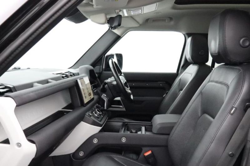 2022 (22) LAND ROVER DEFENDER 3.0 D250 XS Edition 110 5dr Auto 3361012