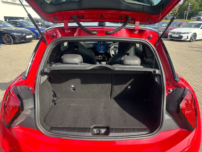 2025 (75) MINI COOPER 2.0 S Sport 3dr Auto 5700177