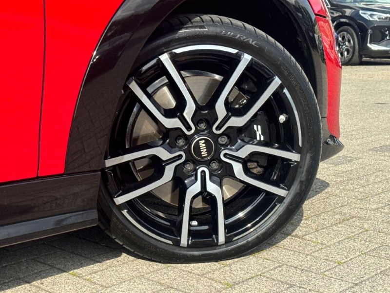 2025 (75) MINI COOPER 2.0 S Sport 3dr Auto 5700213