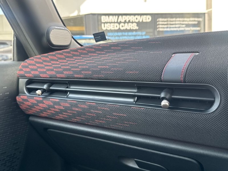 2025 (75) MINI COOPER 2.0 S Sport 3dr Auto 5700197