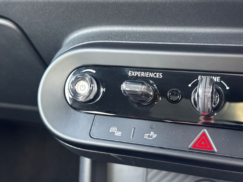 2025 (75) MINI COOPER 2.0 S Sport 3dr Auto 5700183