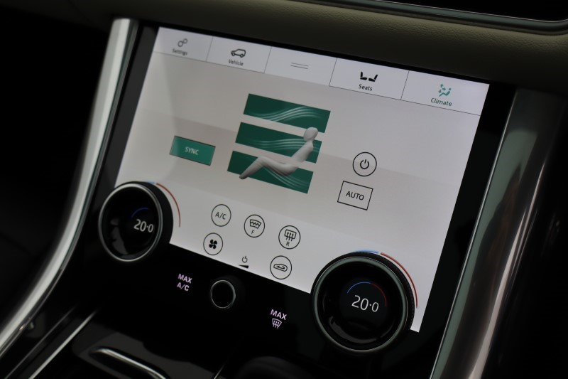 2022 (22) LAND ROVER RANGE ROVER SPORT 3.0 D300 HSE Silver 5dr Auto 3306204