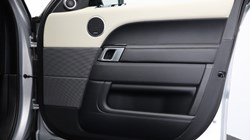 2022 (22) LAND ROVER RANGE ROVER SPORT 3.0 D300 HSE Silver 5dr Auto 3306190