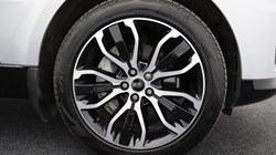2022 (22) LAND ROVER RANGE ROVER SPORT 3.0 D300 HSE Silver 5dr Auto 3306191