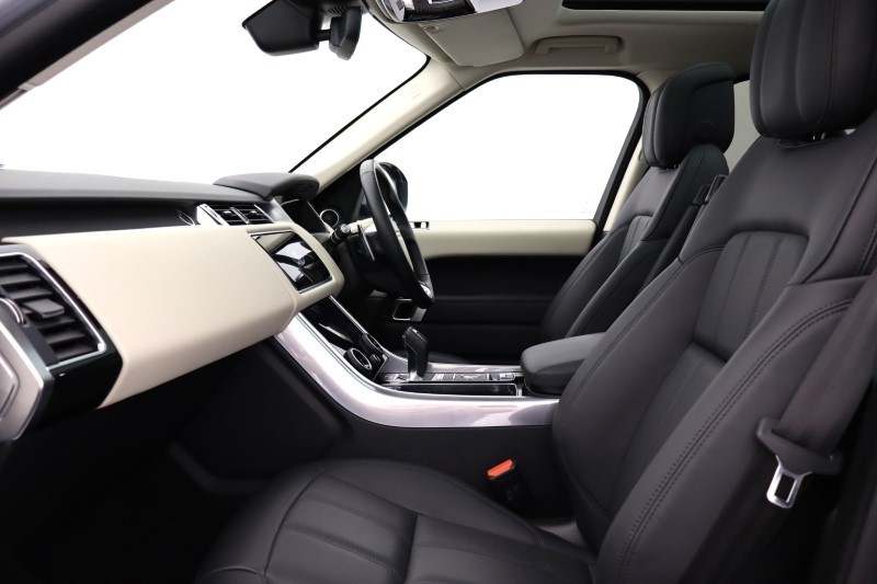 2022 (22) LAND ROVER RANGE ROVER SPORT 3.0 D300 HSE Silver 5dr Auto 3306187