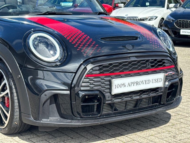 2024 (74) MINI CONVERTIBLE 2.0 John Cooper Works 2dr 5688284