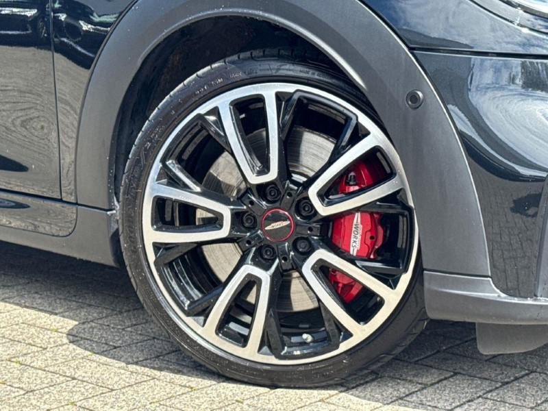 2024 (74) MINI CONVERTIBLE 2.0 John Cooper Works 2dr 5688286