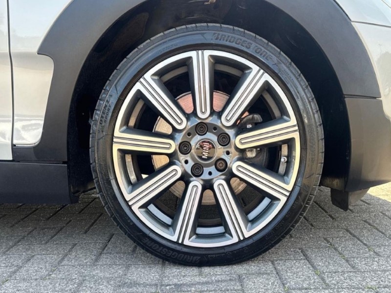 2022 (72) MINI CLUBMAN 2.0 [178] Cooper S Exclusive 6dr 5709068