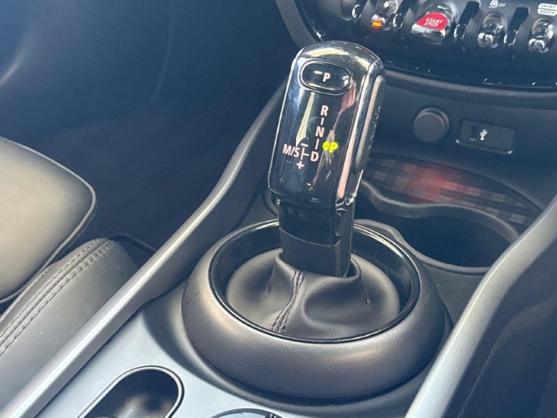 2022 (72) MINI CLUBMAN 2.0 [178] Cooper S Exclusive 6dr 5709087