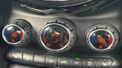 2022 (22) MINI HATCHBACK 1.5 Cooper Classic 3dr 5672919