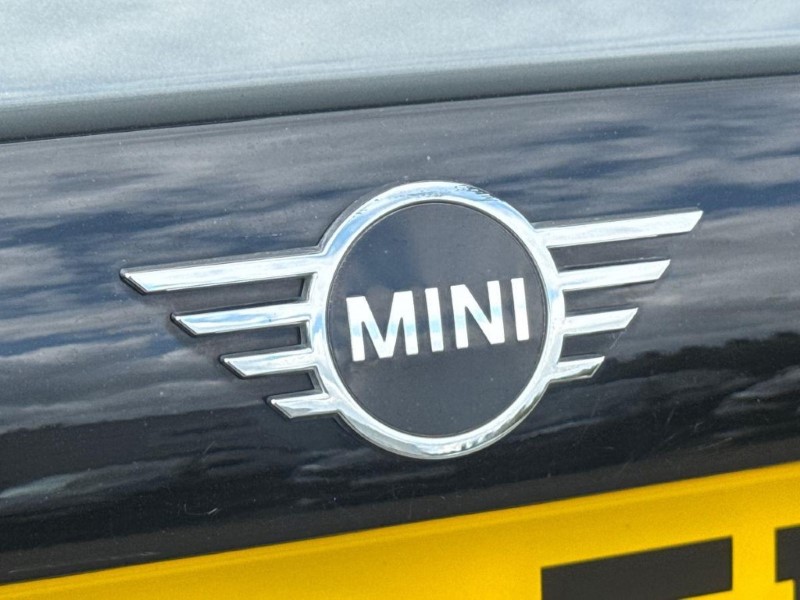 2022 (22) MINI HATCHBACK 1.5 Cooper Classic 3dr 5672931