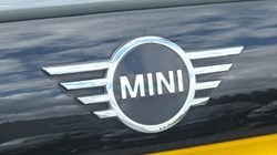 2022 (22) MINI HATCHBACK 1.5 Cooper Classic 3dr 5672931
