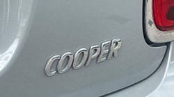 2022 (22) MINI HATCHBACK 1.5 Cooper Classic 3dr 5672932