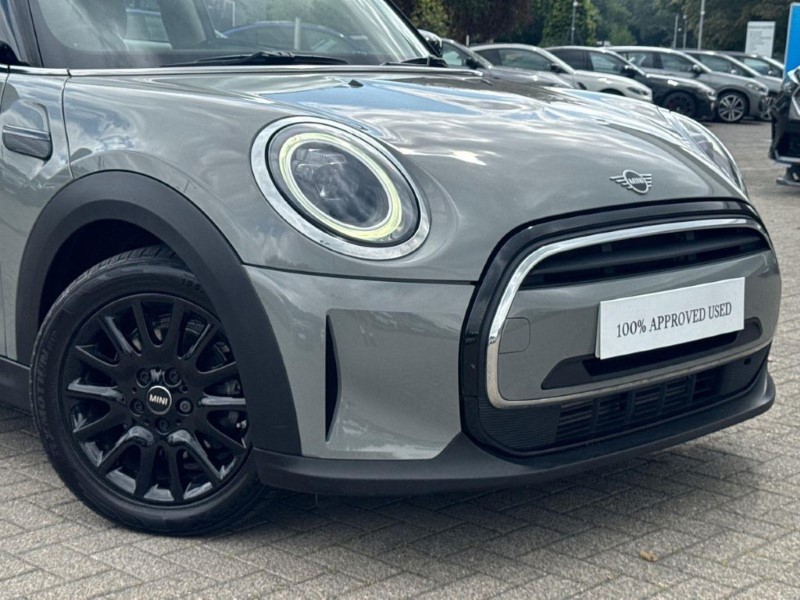 2022 (22) MINI HATCHBACK 1.5 Cooper Classic 3dr 5672927