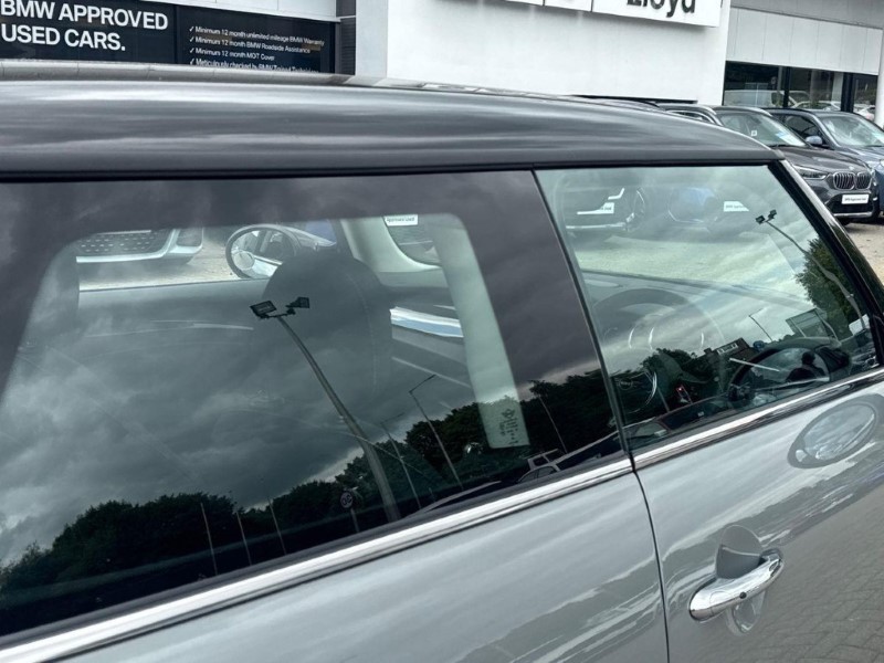 2022 (22) MINI HATCHBACK 1.5 Cooper Classic 3dr 5672937