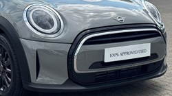 2022 (22) MINI HATCHBACK 1.5 Cooper Classic 3dr 5672928