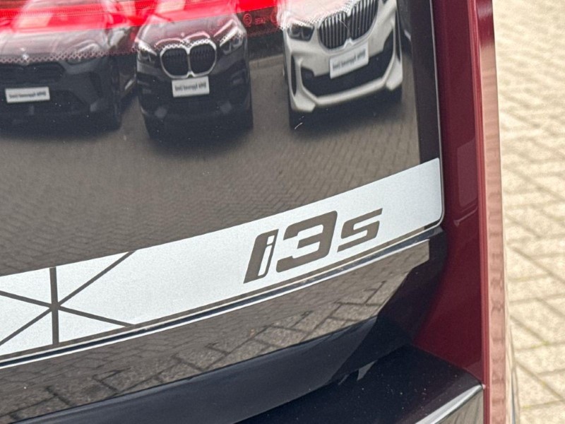 2022 (22) BMW I3 135kW S 42kWh 5dr Auto 5725643