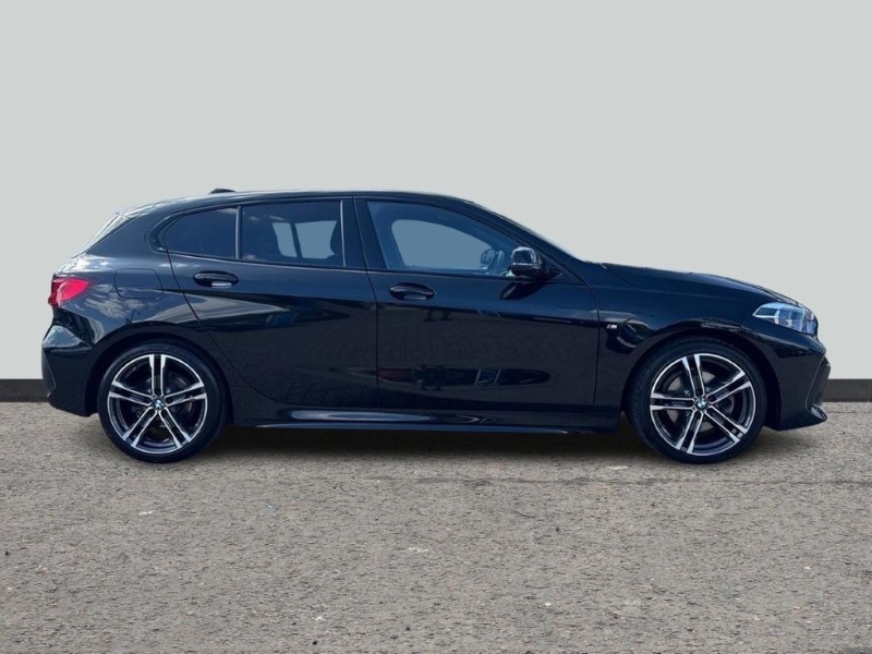 2024 (24) BMW 1 SERIES 116d M Sport 5dr [Live Cockpit Professional] 5743307