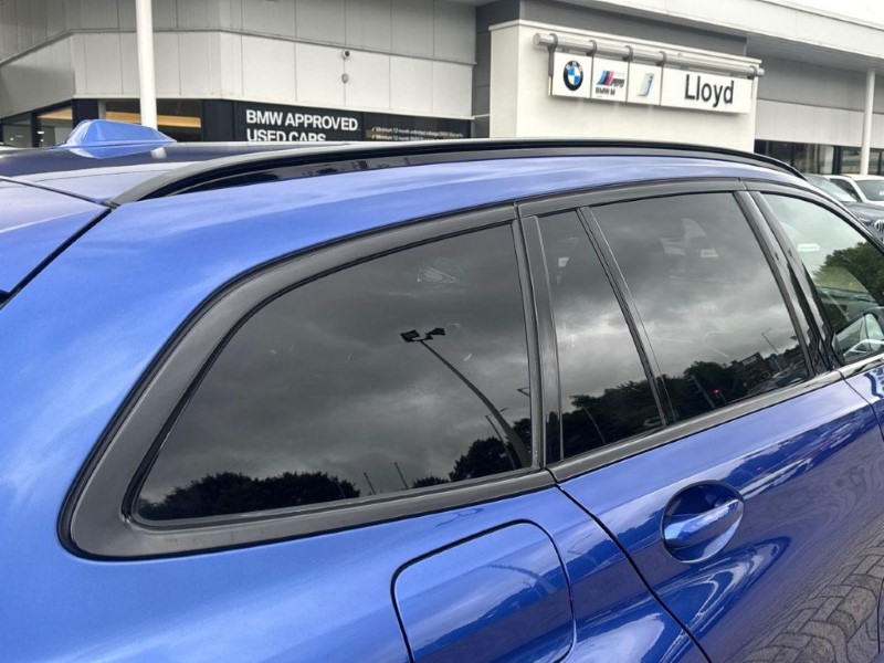2025 (75) BMW 3 SERIES 320i M Sport 5dr Step Auto 5724301