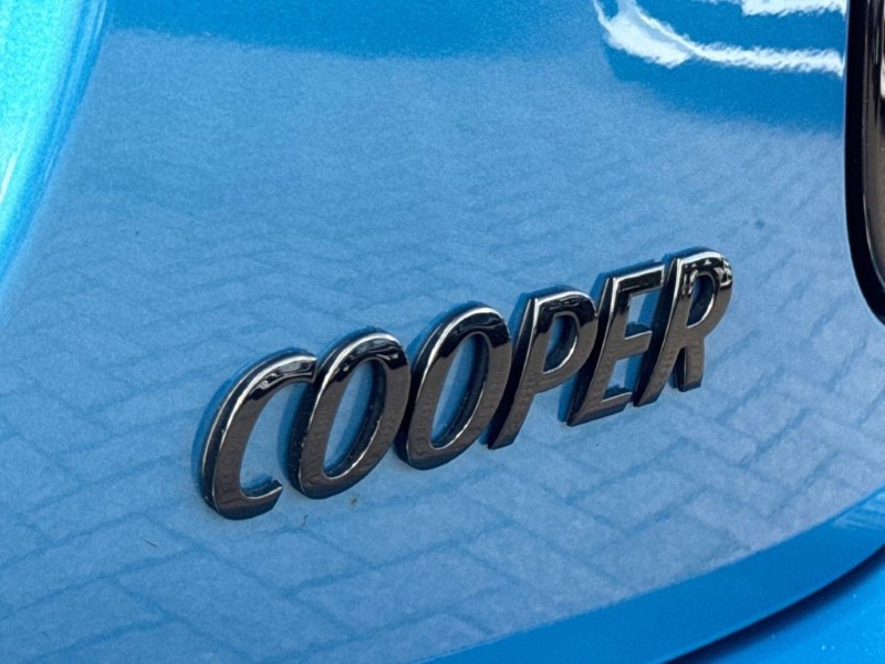 2024 (24) MINI CONVERTIBLE 1.5 Cooper Sport Premium 2dr Auto 5730024