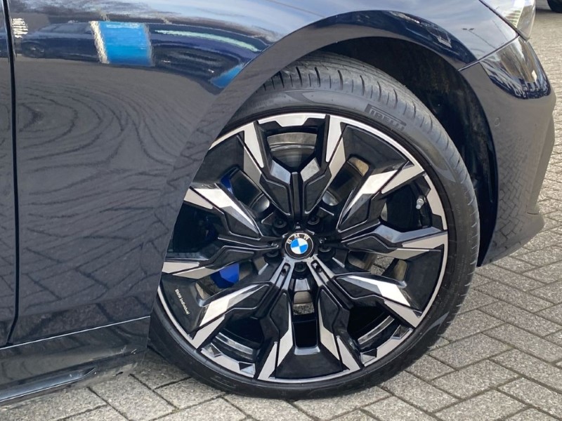 2025 (75) BMW 5 SERIES 530e M Sport Pro 5dr Auto 5732206