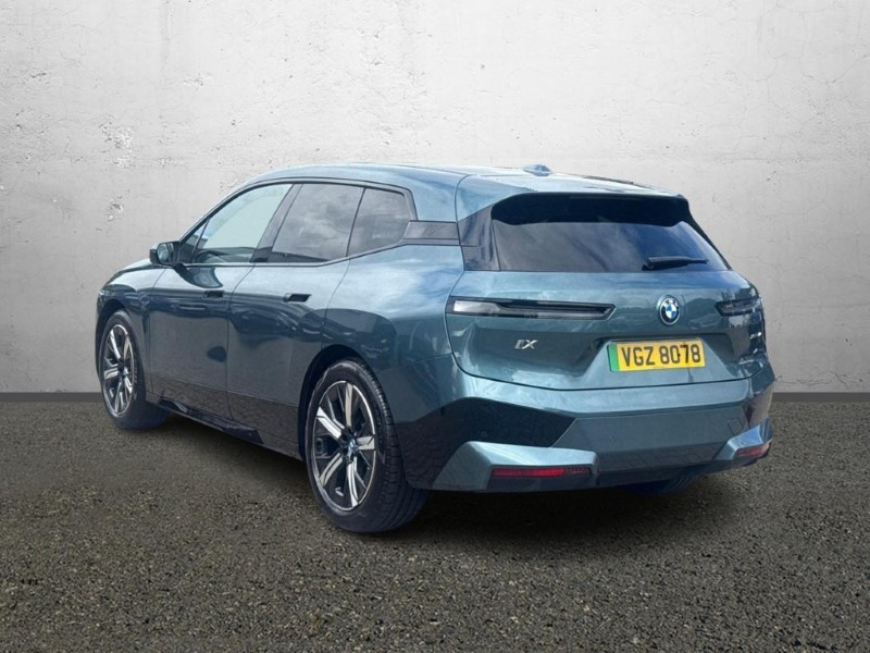 2022 (71) BMW iX 240kW xDrive40 M Sport 76.6kWh 5dr Auto 5796773