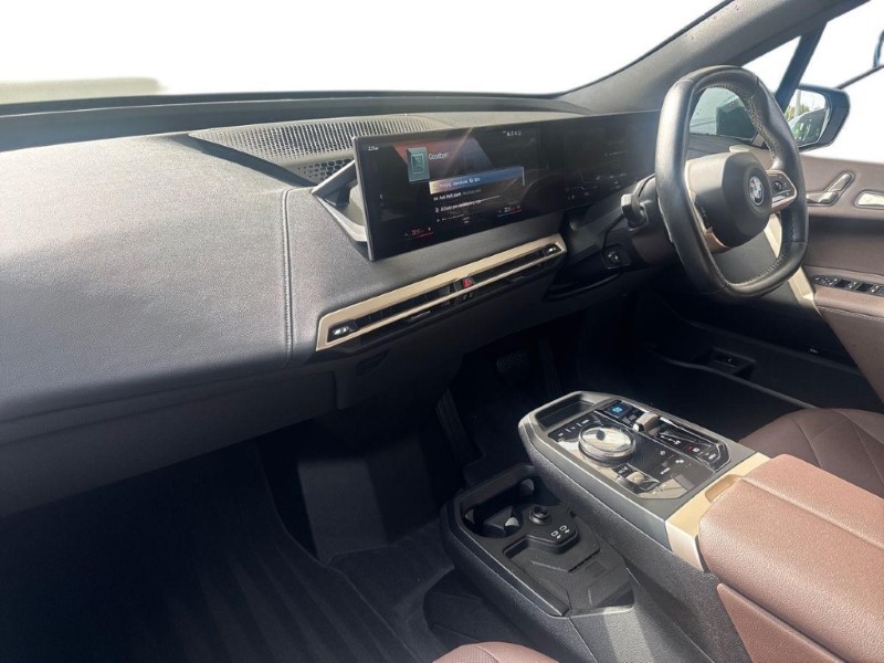 2022 (71) BMW iX 240kW xDrive40 M Sport 76.6kWh 5dr Auto 5796778