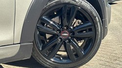 2019 (68) MINI HATCHBACK 2.0 Cooper S Sport II 5dr Auto 5802677
