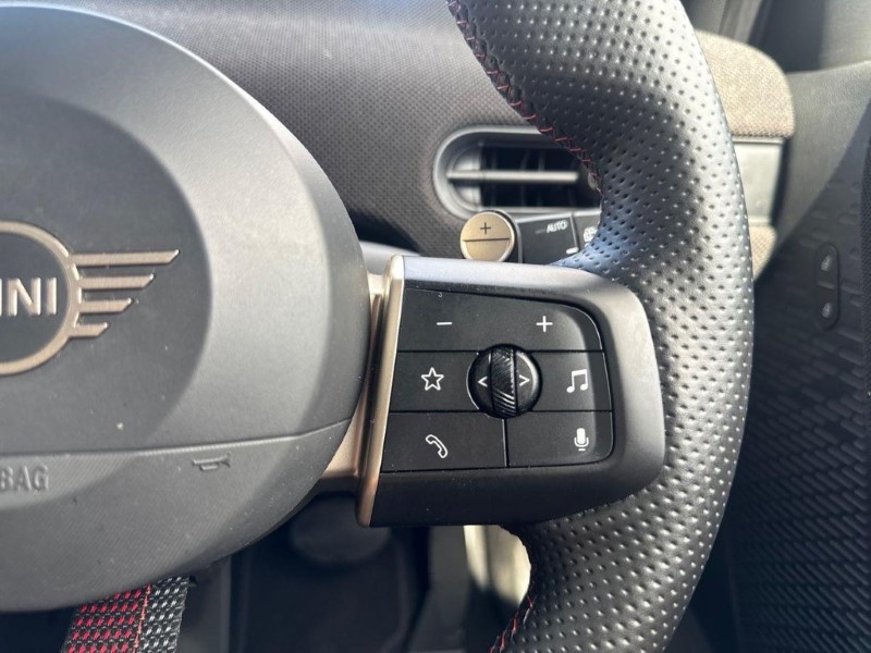 2025 (75) MINI COOPER 2.0 S Sport 5dr Auto 5810860
