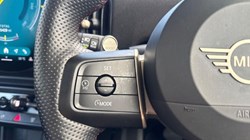 2025 (75) MINI COOPER 2.0 S Sport 5dr Auto 5810859