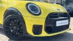 2025 (75) MINI COOPER 2.0 S Sport 5dr Auto 5810883