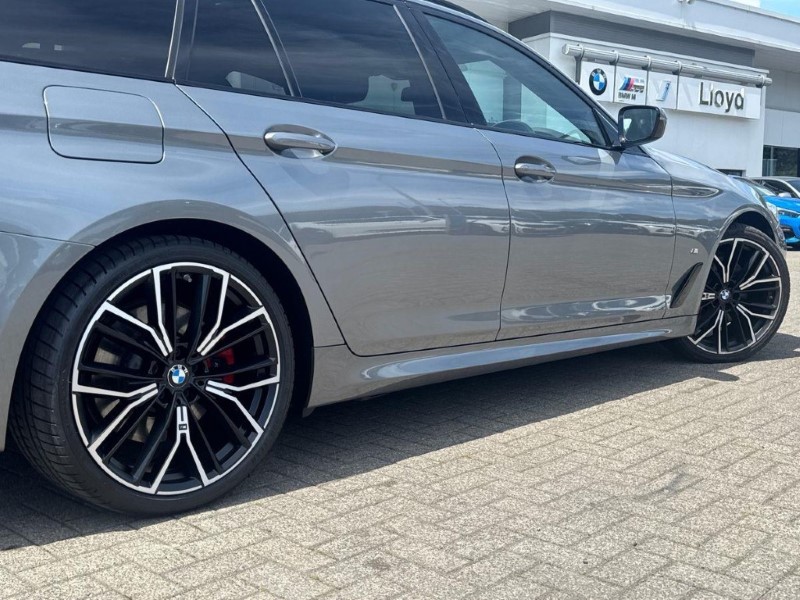 2023 (23) BMW 5 SERIES 520d MHT M Sport 5dr Step Auto 5727764